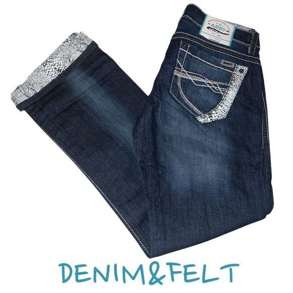 CRUEL GIRL Abby Mid Rise Slim Hip & Thigh Bootcut Denim Jeans | NEW/NWT!!🤠👖🤠 - Picture 1 of 7